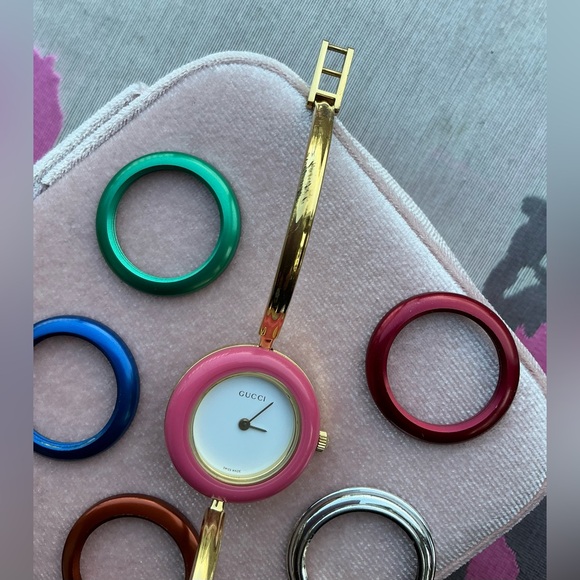 Gucci bangle watch with beautiful faces❤️💚💙🤍🧡 - Picture 13 of 15